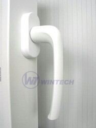 Ablakfogantyú műanyag fehér 45° 35mm / csomag 1 db